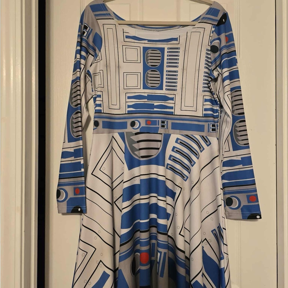 Star Wars Disney R2-D2 dress